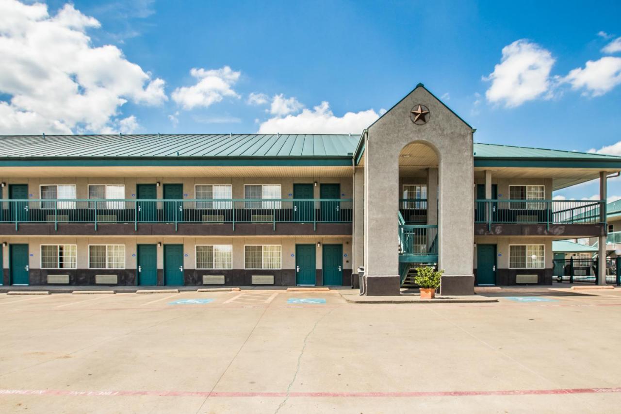 Americas Best Value Inn Fort Worth Buitenkant foto
